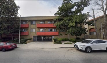 8735 Variel Ave, Canoga Park, CA 8735 Variel Ave, Canoga Park, CA